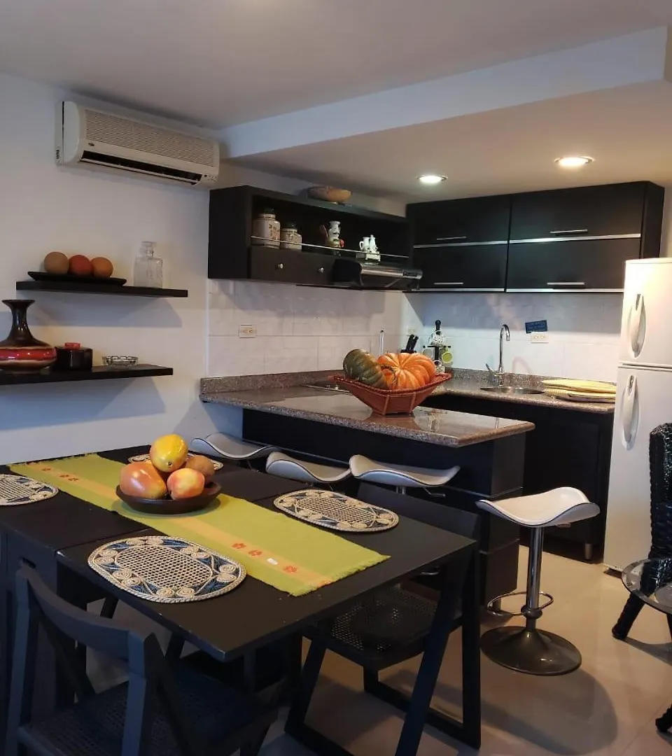 1 Cuadra De La Playa Principal Apartamentos Top San Andres  0*, San Andres (San Andres and Providencia Islands)